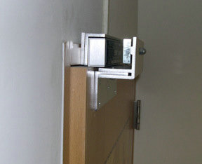 门禁磁力锁内开门安装方法与视频图解
